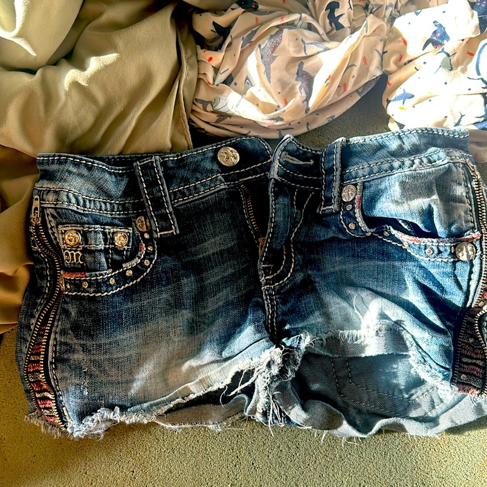Y2K miss me shorts low rise